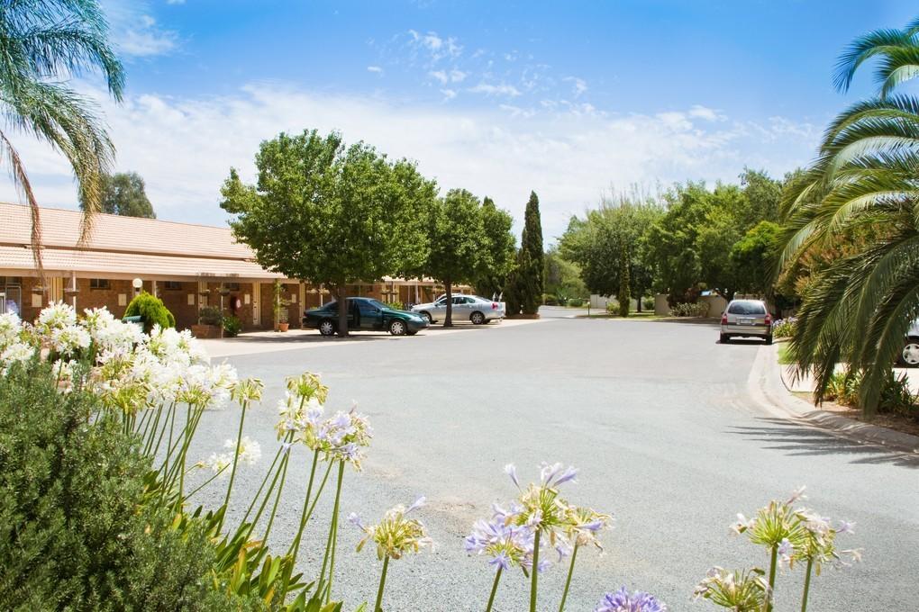Paradise Lakes Motel Shepparton Esterno foto