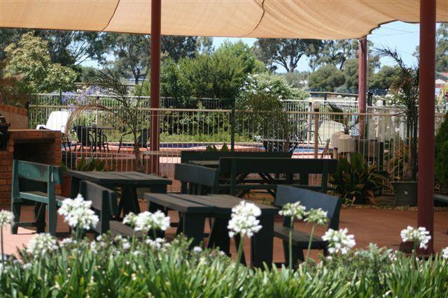 Paradise Lakes Motel Shepparton Esterno foto